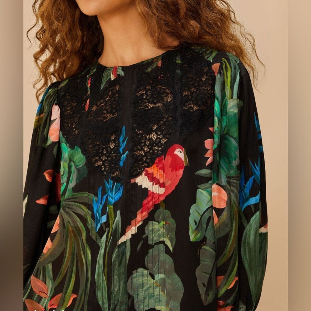 Midnight Macaw Fiesta Black Blouse. Size S - Picture 5 of 13